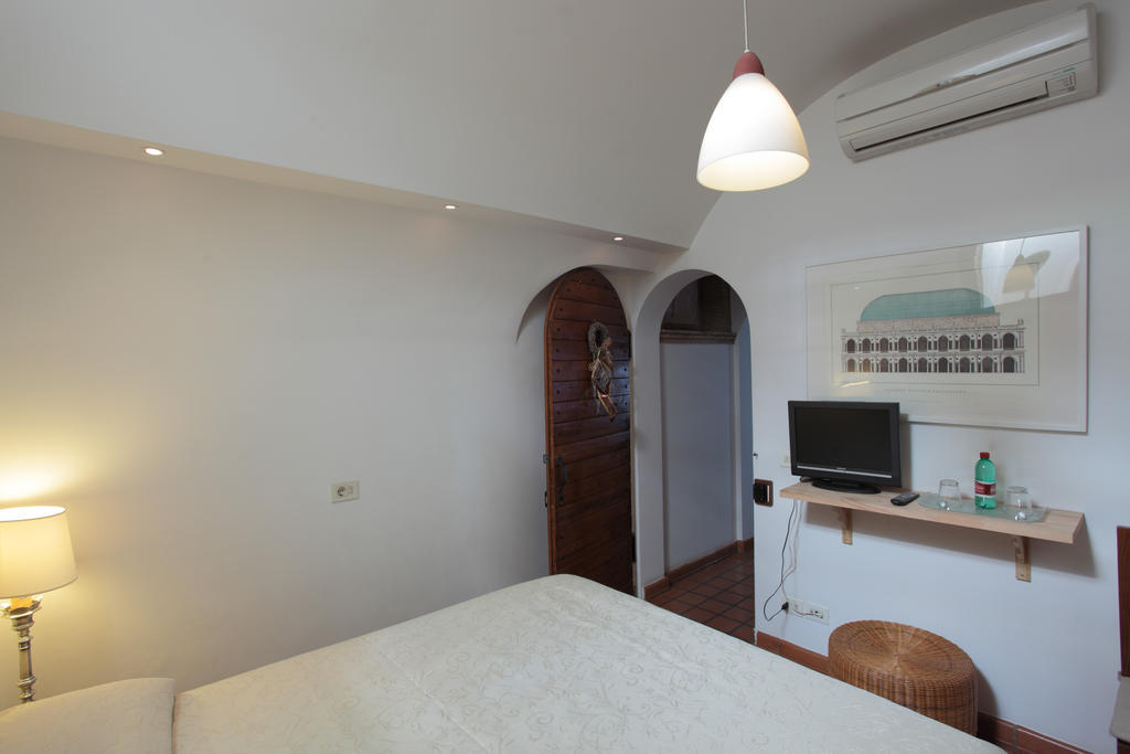 I Capocci Hotel Rome Exterior photo
